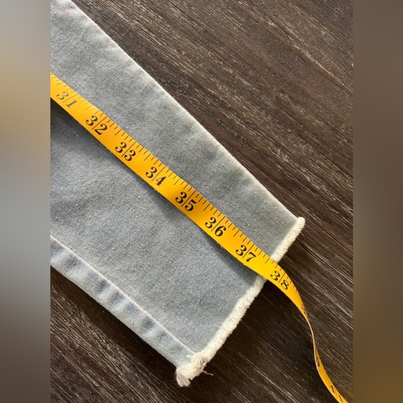 EGRIS LIGHT DENIM JEANS - Picture 2 of 8